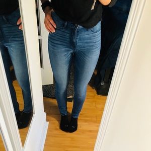 Hollister High Rise Jeans